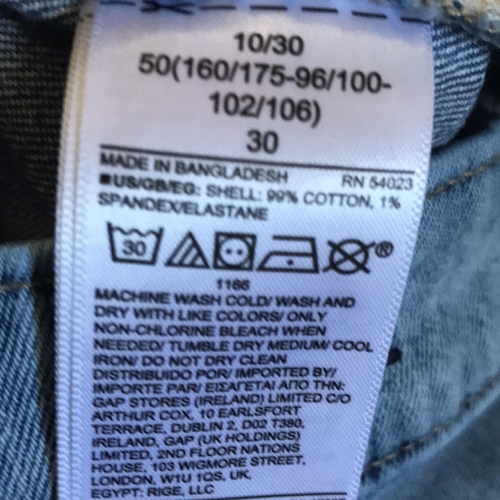 Shorts - Picture 6 of 6